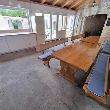 Villa Stone House With Pool