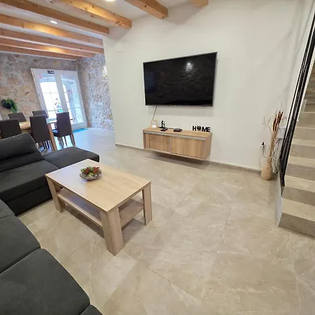 Stone House With Pool Villa