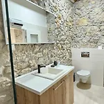 فيلة Stone House With Pool Tribalj (Primorsko-Goranska)
