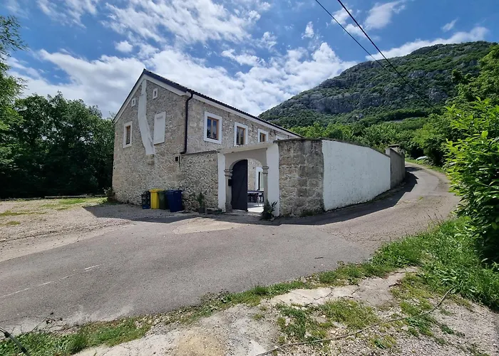 Stone House With Pool Villa Tribalj (Primorsko-Goranska)